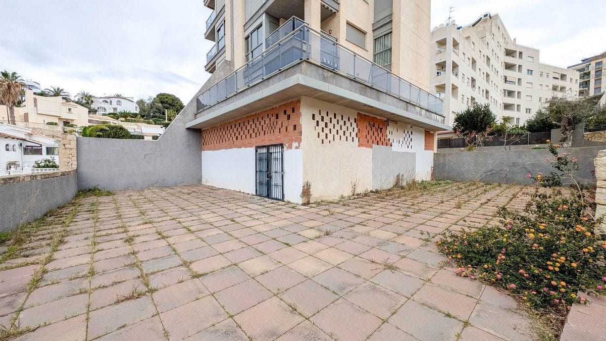 Erhverv til salg i Calpe / Calp med swimmingpool - € 250.000 (Ref: 8924286)