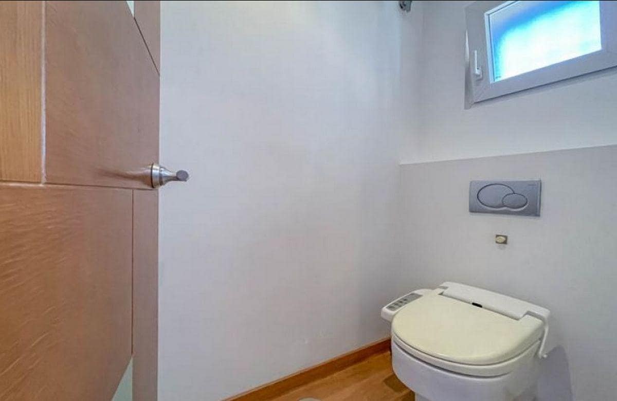 6 chambre Villa/Maison à vendre à Benidorm avec piscine - 890 000 € (Ref: 8926962)