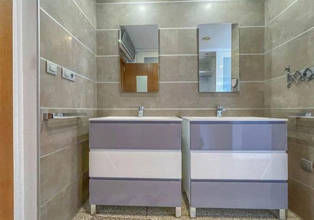 6 chambre Villa/Maison à vendre à Benidorm avec piscine - 890 000 € (Ref: 8926962)