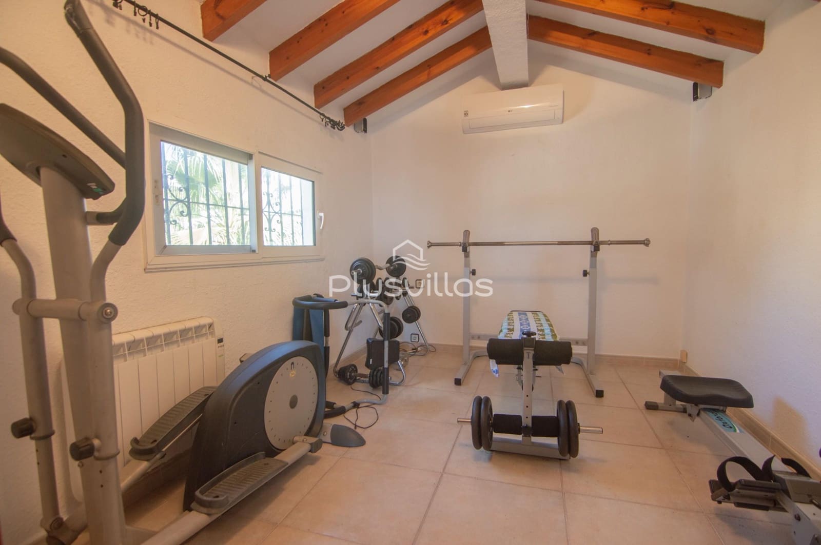 6 sovrum Villa till salu i Calpe / Calp med pool - 725 000 € (Ref: 8926970)