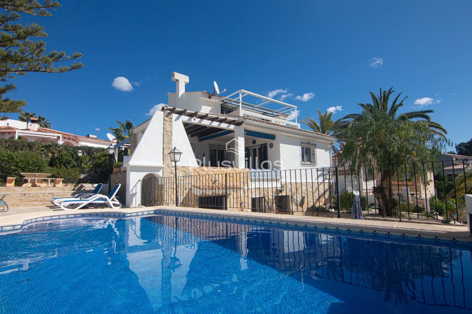 6 sovrum Villa till salu i Calpe / Calp med pool - 725 000 € (Ref: 8926970)