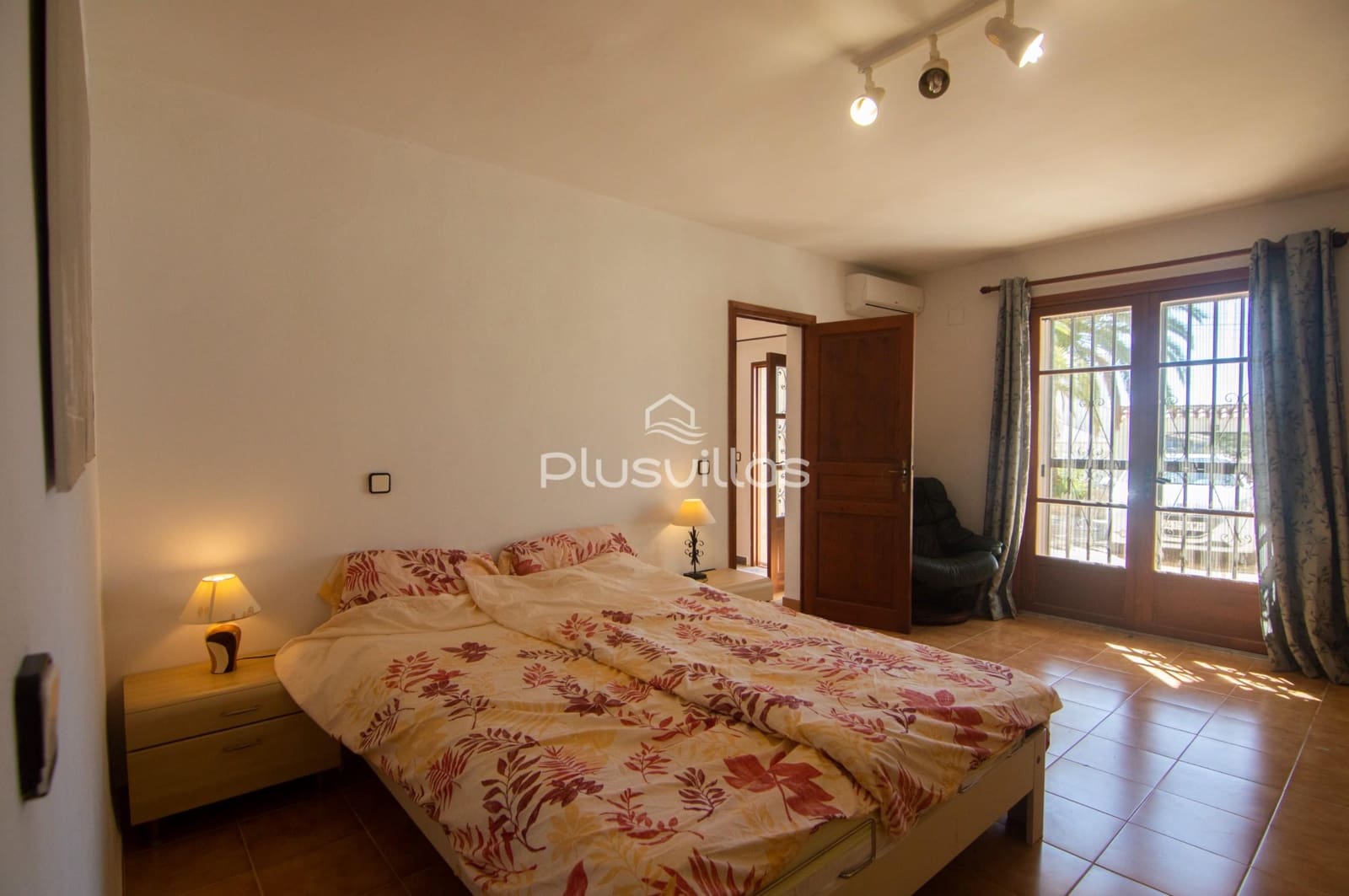 6 sovrum Villa till salu i Calpe / Calp med pool - 725 000 € (Ref: 8926970)