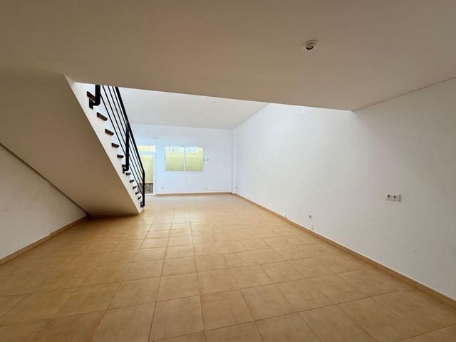 Kaupallinen myytävänä paikassa Casco Urbano, Teulada-Moraira mukana uima-altaan - 260 000 € (Ref: 8926976)