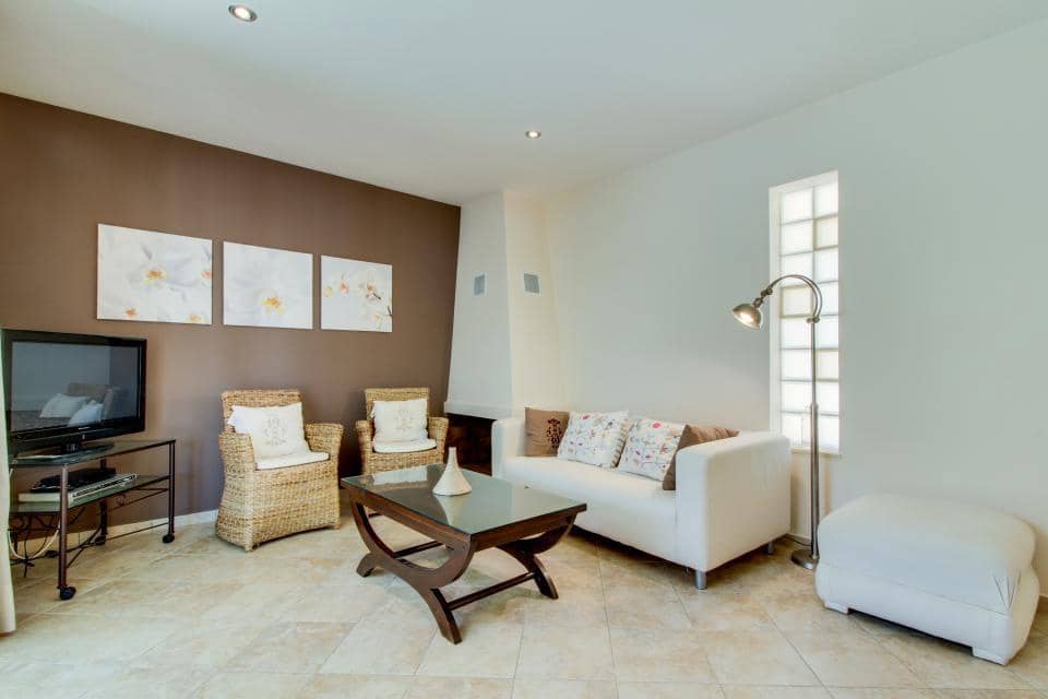 5 bedroom Villa for sale in Moraira with pool - € 1,200,000 (Ref: 8926977)