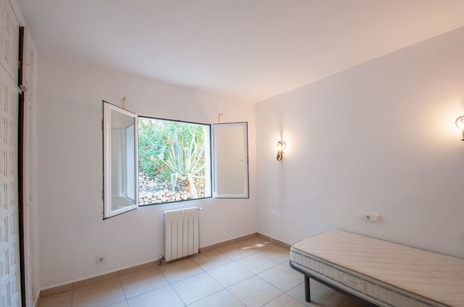 4 soveværelse Villa til salg i Javea / Xabia med swimmingpool - € 875.000 (Ref: 8929252)