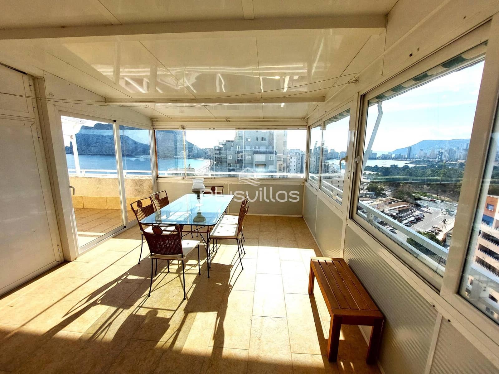 3 bedroom Apartment for sale in Calpe / Calp with pool - € 690,000 (Ref: 8935350)