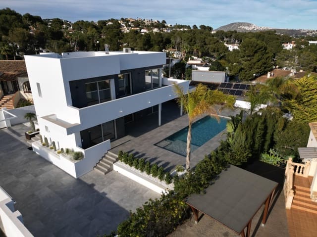 3 chambre Villa/Maison à vendre à Casco Urbano, Teulada-Moraira avec piscine - 2 400 000 € (Ref: 8937419)