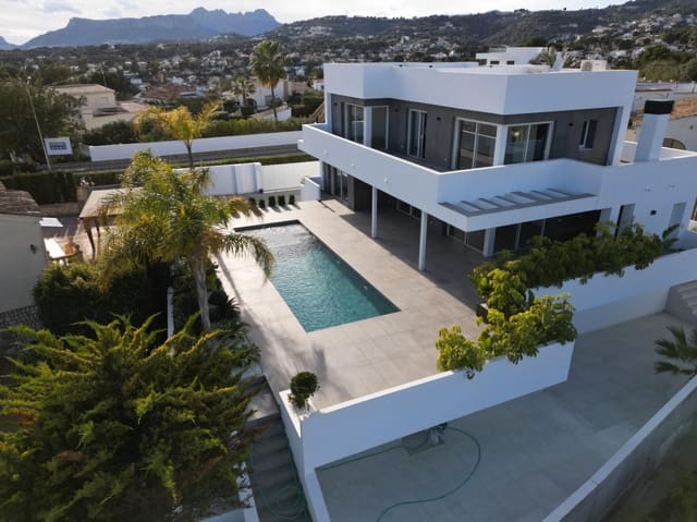 3 chambre Villa/Maison à vendre à Casco Urbano, Teulada-Moraira avec piscine - 2 400 000 € (Ref: 8937419)