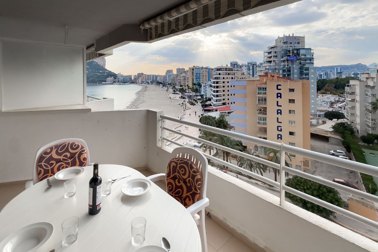 2 makuuhuone Huoneisto myytävänä paikassa Calpe / Calp mukana uima-altaan - 350 000 € (Ref: 8946957)