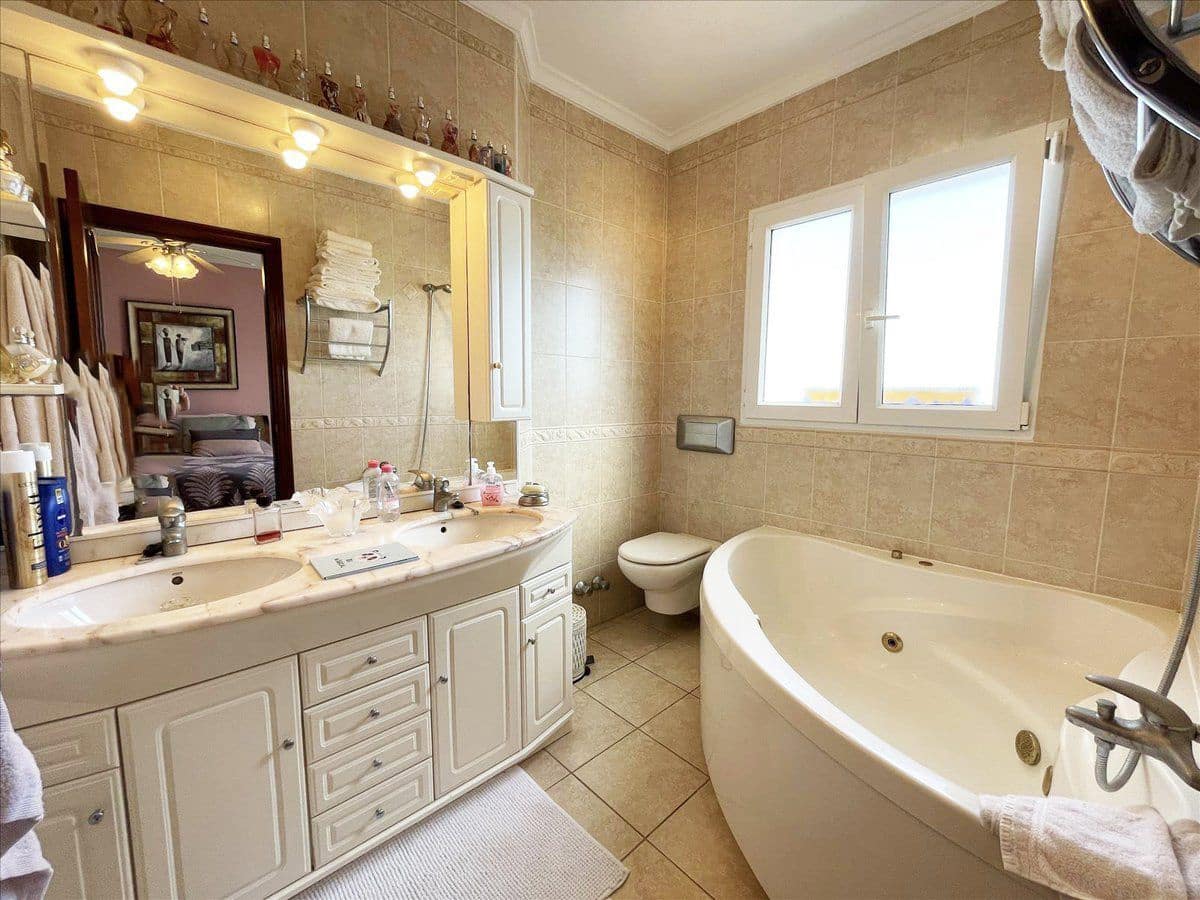 3 chambre Villa/Maison à vendre à Calpe / Calp avec piscine - 699 500 € (Ref: 8946969)