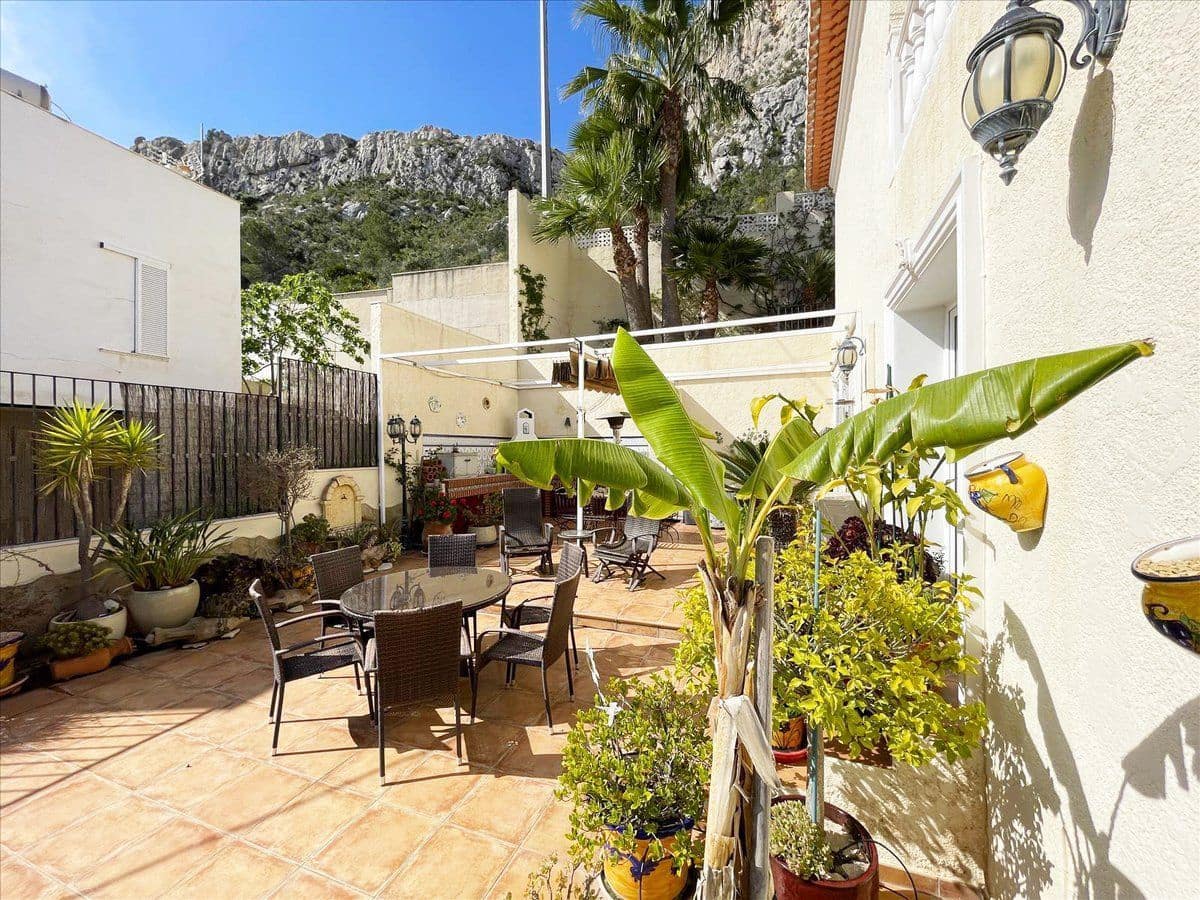 3 chambre Villa/Maison à vendre à Calpe / Calp avec piscine - 699 500 € (Ref: 8946969)