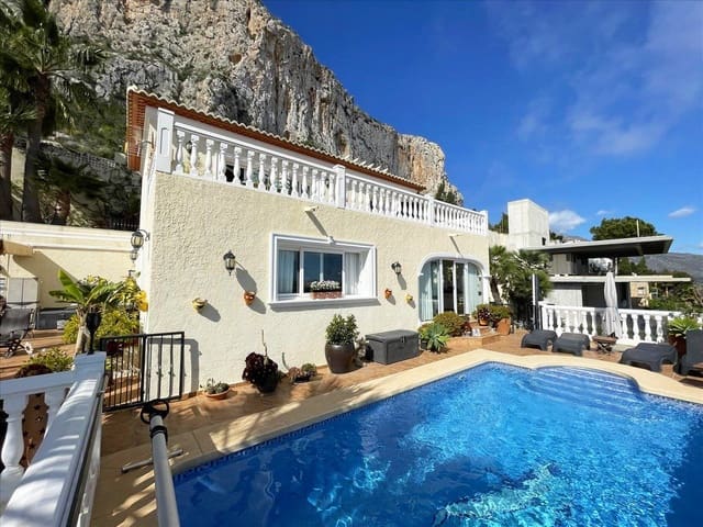 3 chambre Villa/Maison à vendre à Maryvilla, Calpe / Calp avec piscine - 699 500 € (Ref: 8946969)