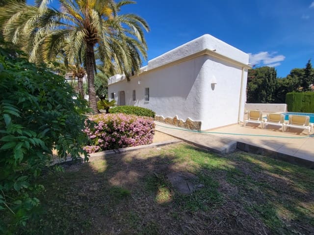 10 soveværelse Villa til salg i Teulada Pueblo, Teulada-Moraira med swimmingpool - € 895.000 (Ref: 8949308)