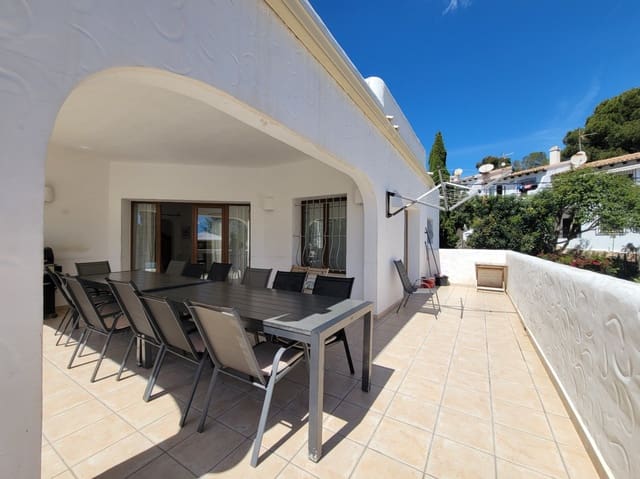 10 soveværelse Villa til salg i Teulada Pueblo, Teulada-Moraira med swimmingpool - € 895.000 (Ref: 8949308)
