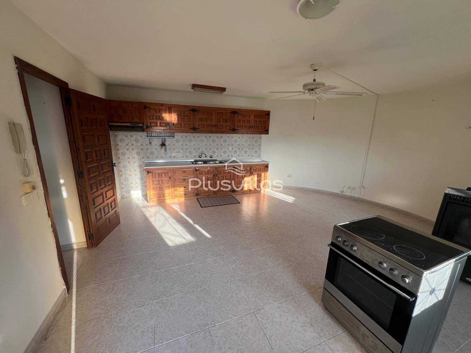 Chalet de 7 habitaciones en Calpe / Calp en venta con piscina - 898.000 € (Ref: 8983250)