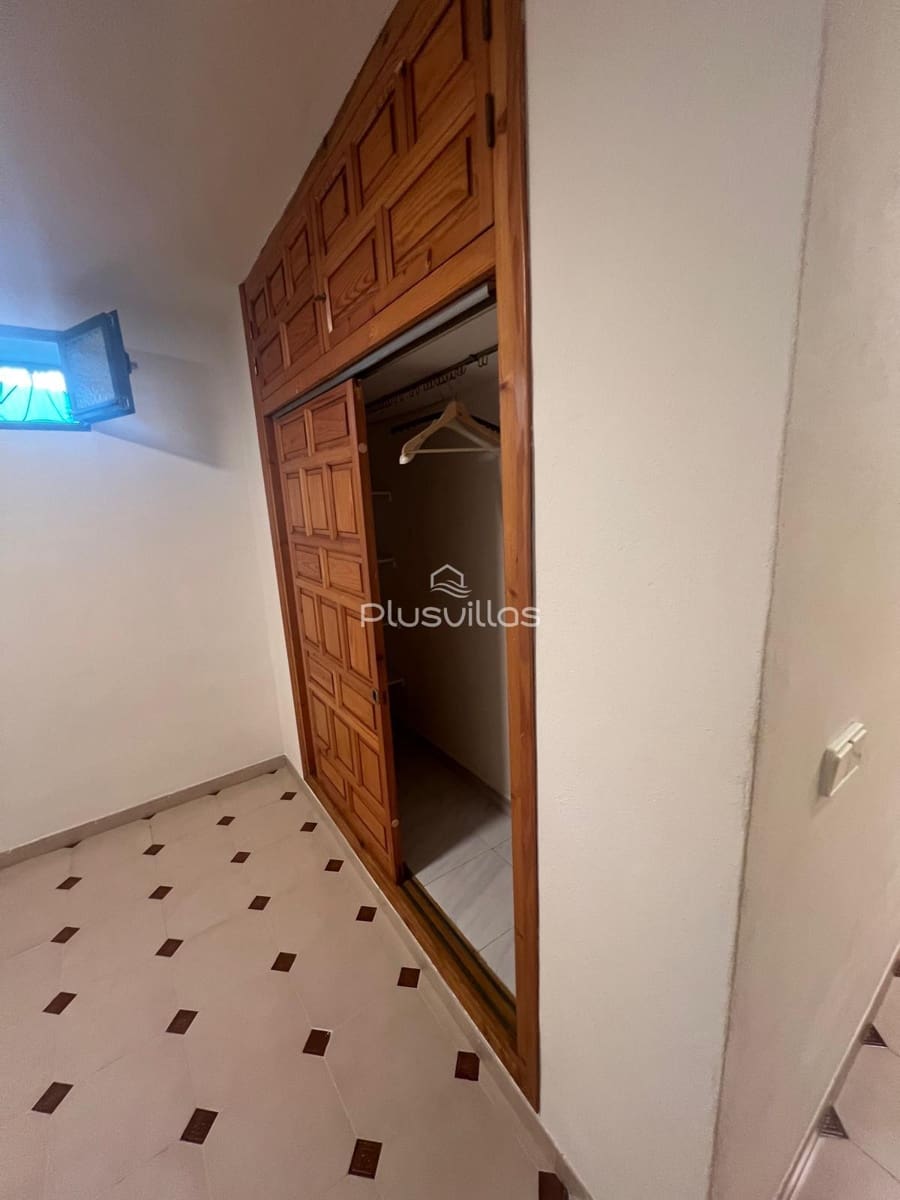 Chalet de 7 habitaciones en Calpe / Calp en venta con piscina - 898.000 € (Ref: 8983250)