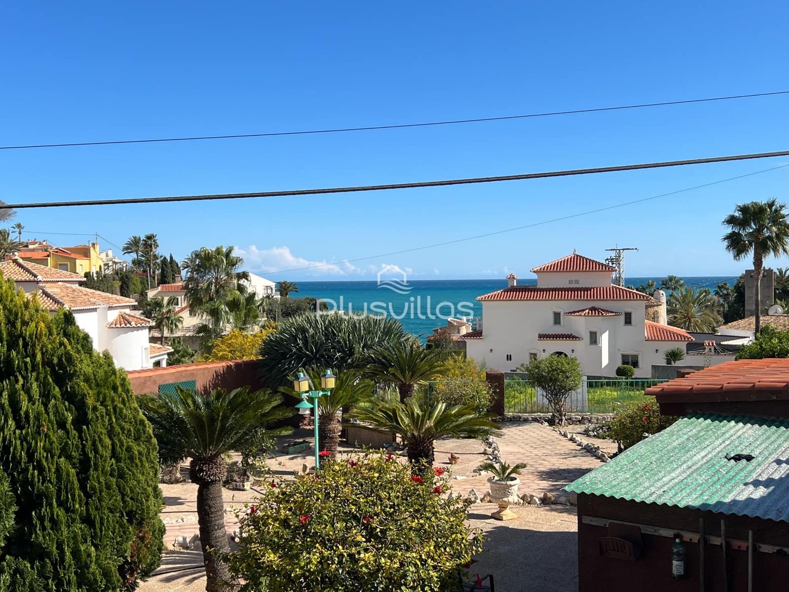 Chalet de 7 habitaciones en Calpe / Calp en venta con piscina - 898.000 € (Ref: 8983250)