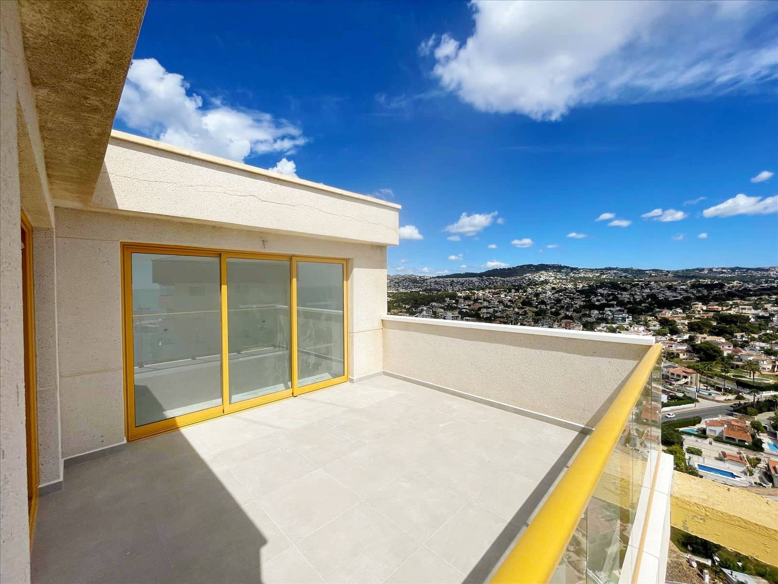 3 quarto Apartamento para venda em Calpe / Calp com piscina - 849 000 € (Ref: 9000500)