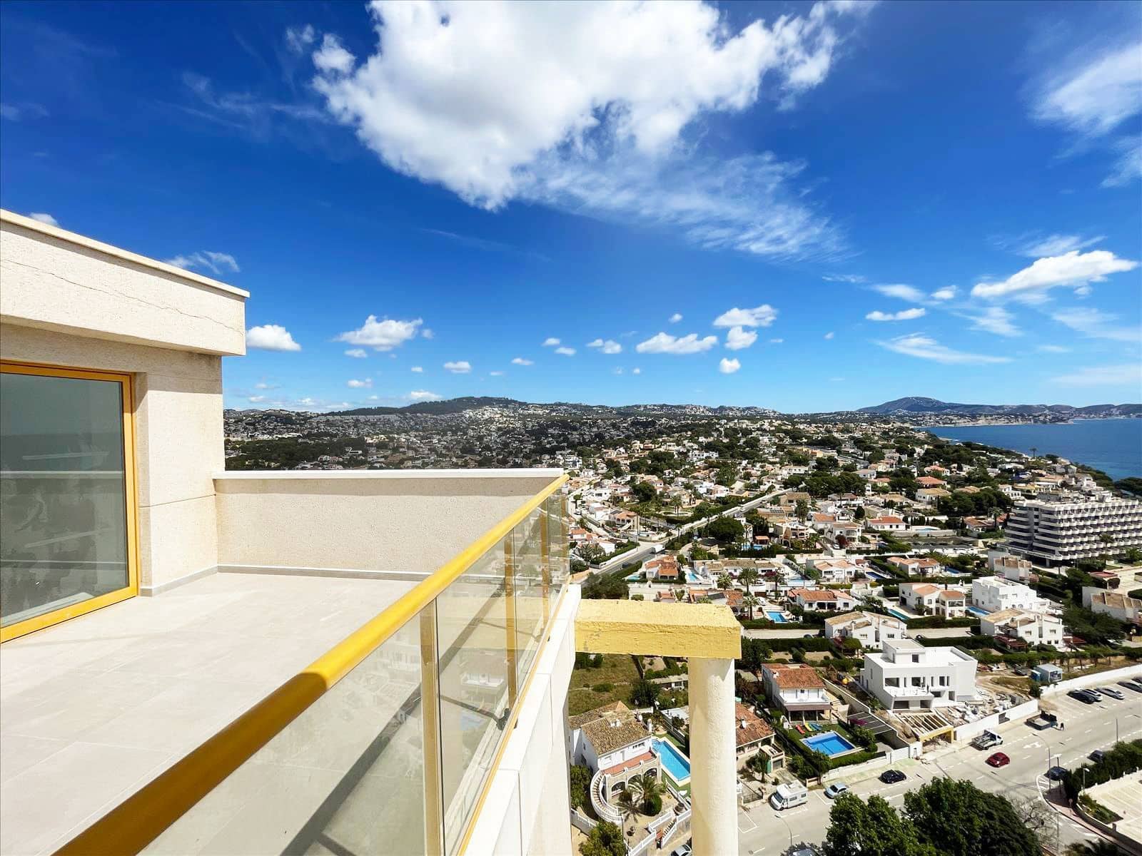 3 quarto Apartamento para venda em Calpe / Calp com piscina - 849 000 € (Ref: 9000500)