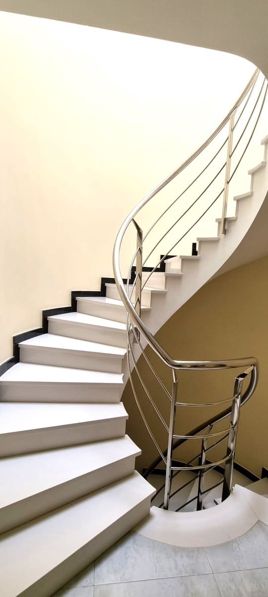 7 bedroom Villa for sale in Altea with pool - € 1,990,000 (Ref: 9000501)