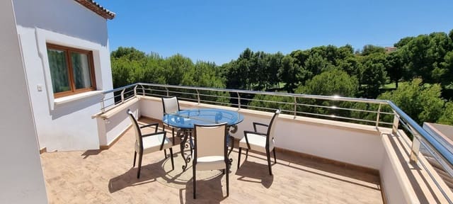 7 Zimmer Villa zu verkaufen in Altea mit Pool - 1.990.000 € (Ref: 9000501)