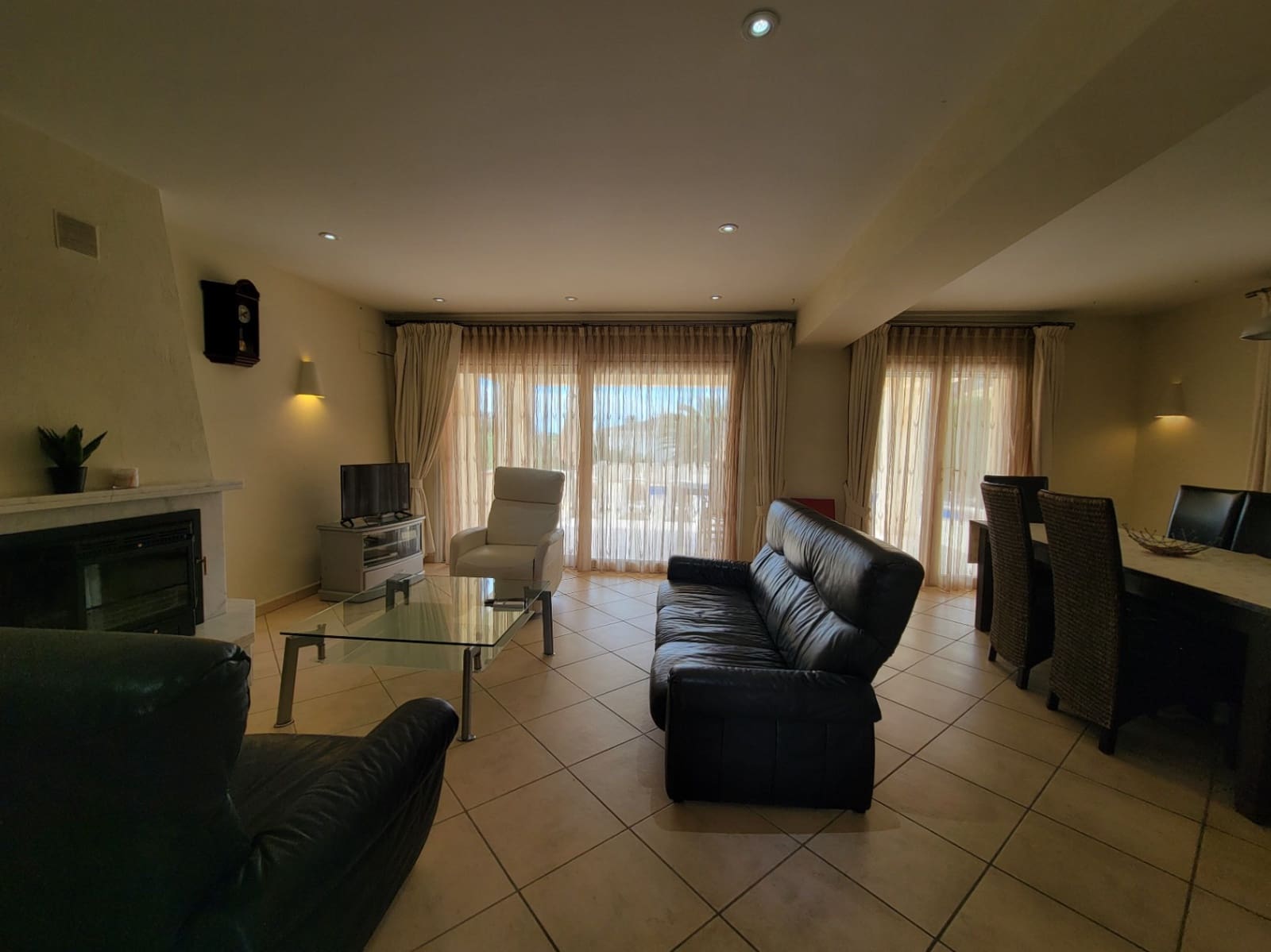 3 bedroom Villa for sale in Benissa with pool - € 895,000 (Ref: 9012977)