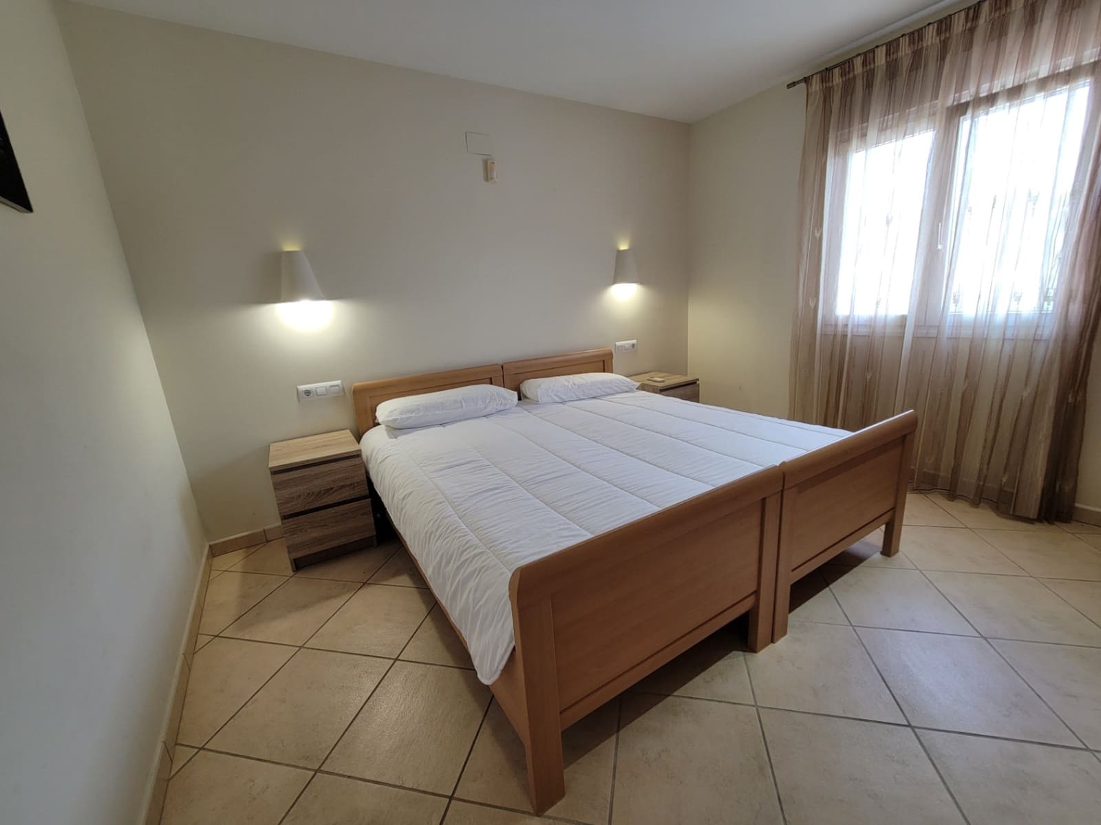 3 bedroom Villa for sale in Benissa with pool - € 895,000 (Ref: 9012977)