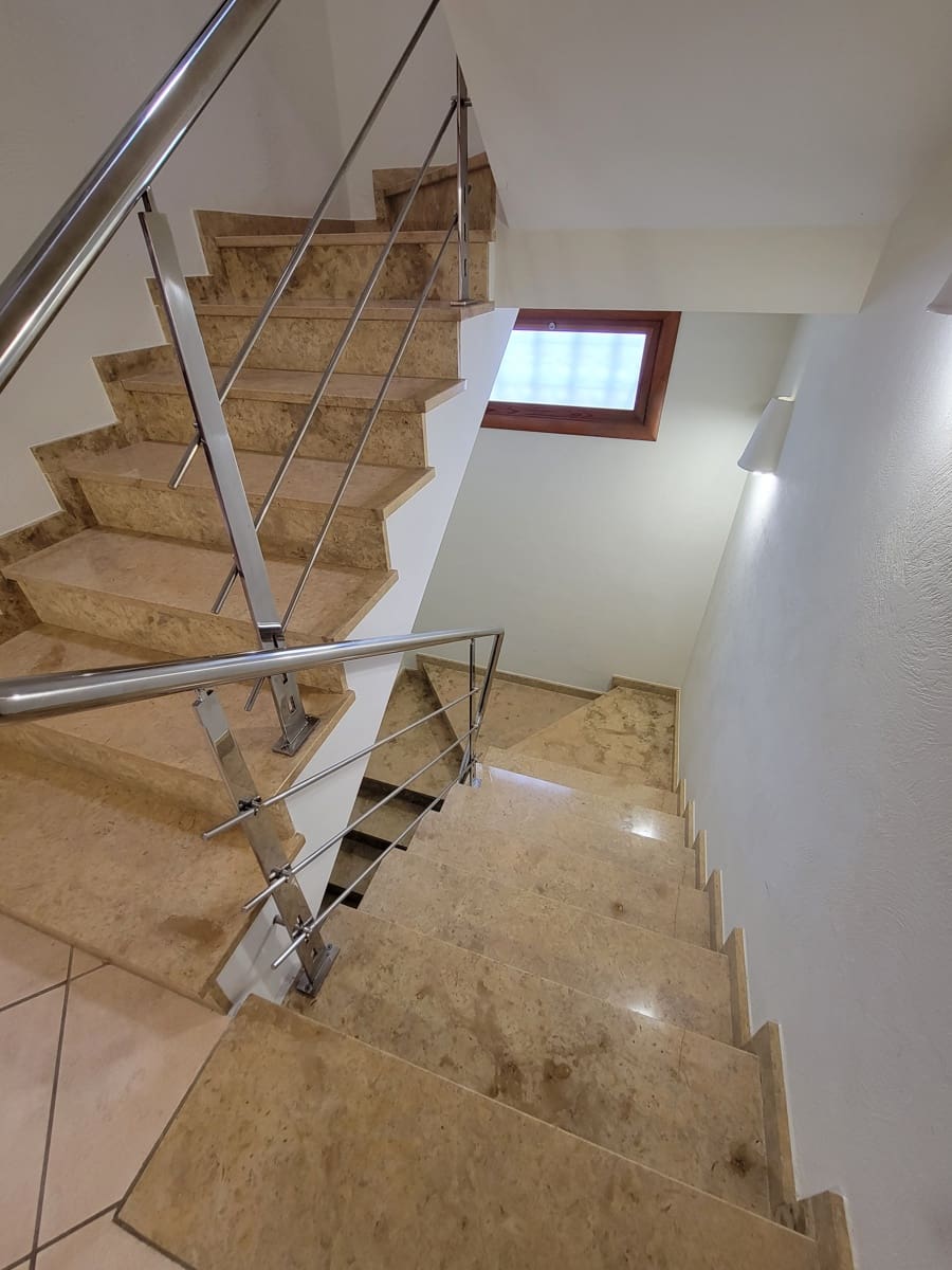 3 bedroom Villa for sale in Benissa with pool - € 895,000 (Ref: 9012977)