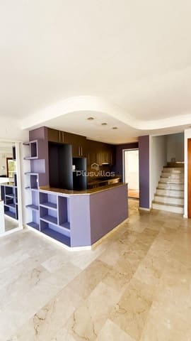 4 bedroom Bungalow for sale in Altea - € 550,000 (Ref: 9099403)