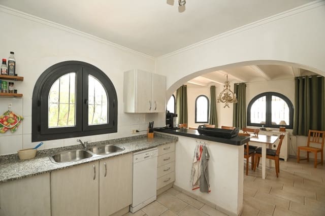 4 Zimmer Villa zu verkaufen in Benissa mit Pool - 728.600 € (Ref: 9114477)