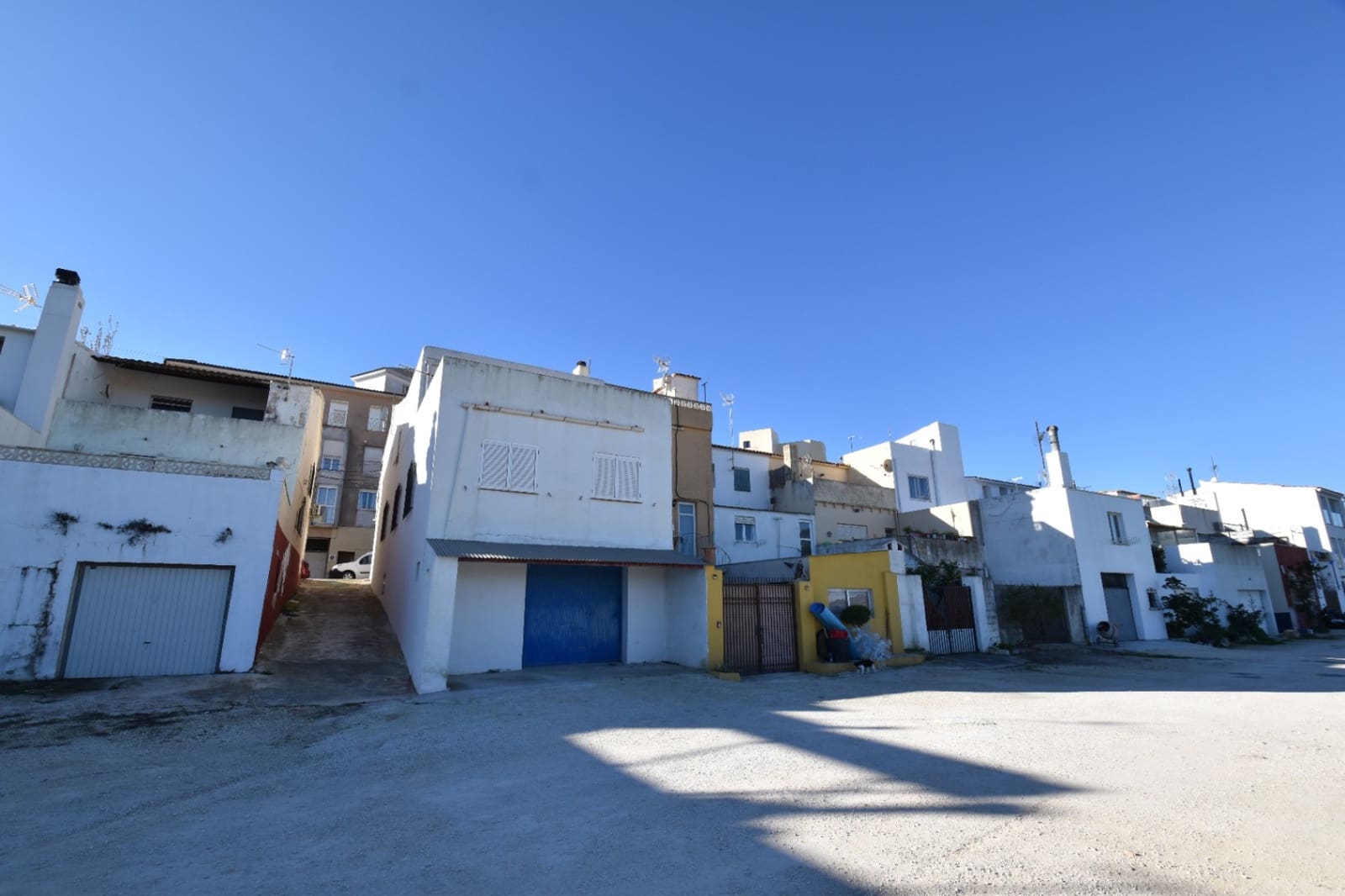 4 bedroom Villa for sale in Benissa - € 320,000 (Ref: 9116388)