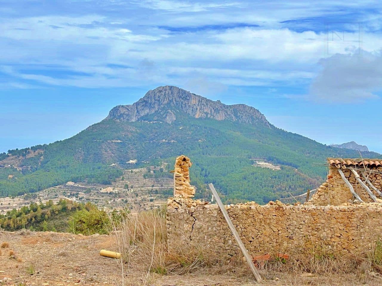 6 bedroom Villa for sale in Benissa - € 599,000 (Ref: 9116389)