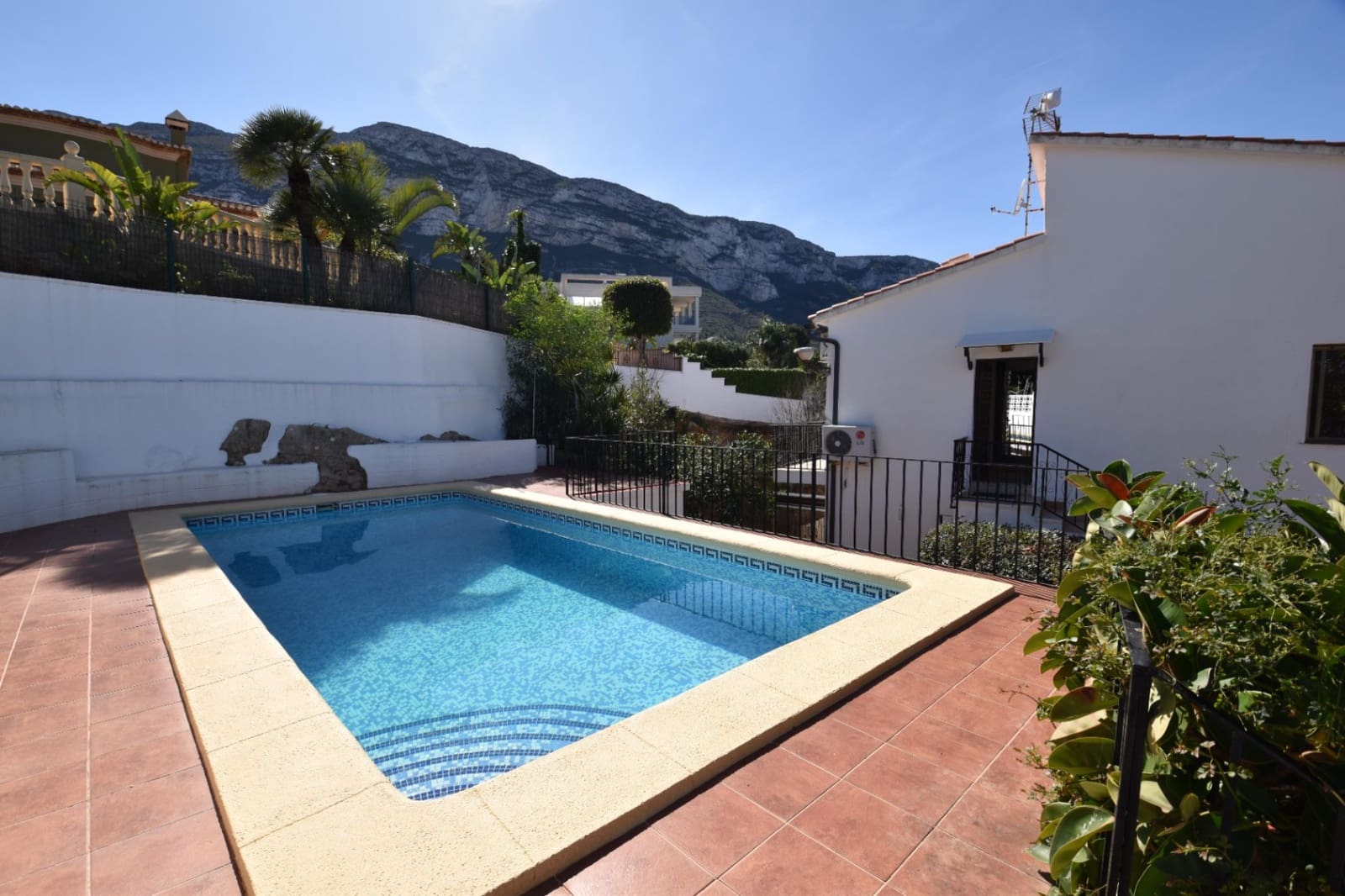 5 soverom Villa til salgs i Denia med svømmebasseng - € 695 000 (Ref: 9125554)