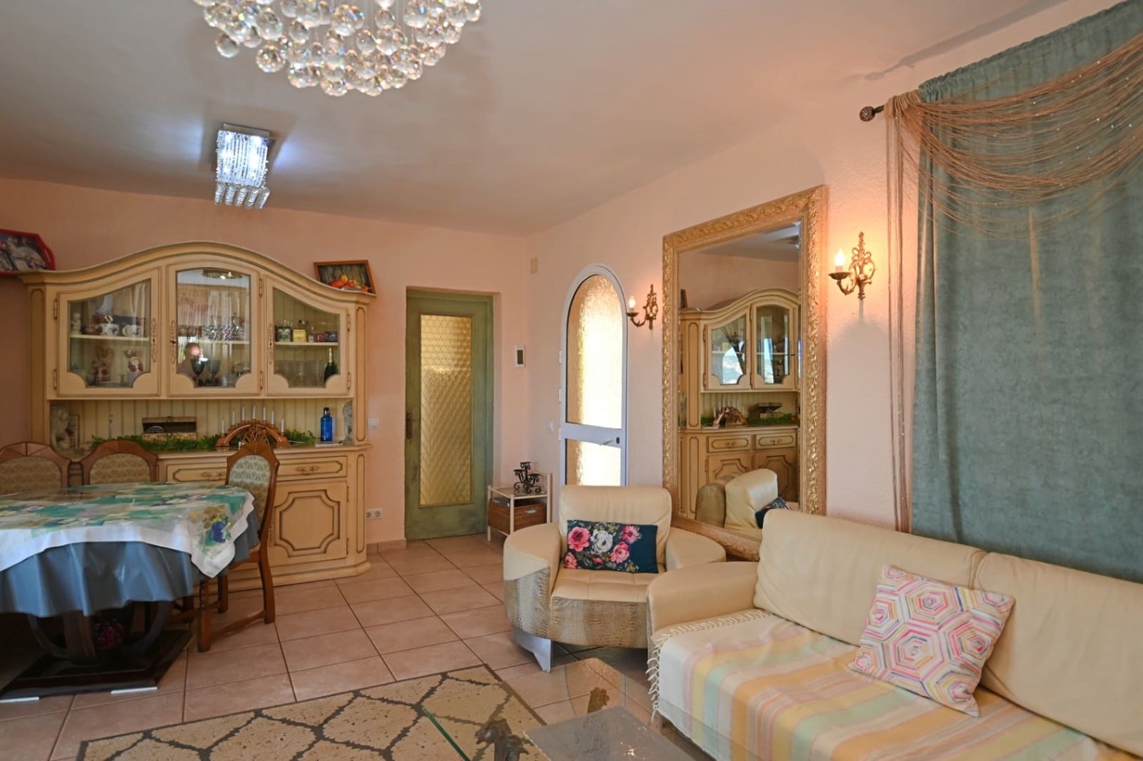 3 soveværelse Villa til salg i Javea / Xabia med swimmingpool - € 695.000 (Ref: 9128625)