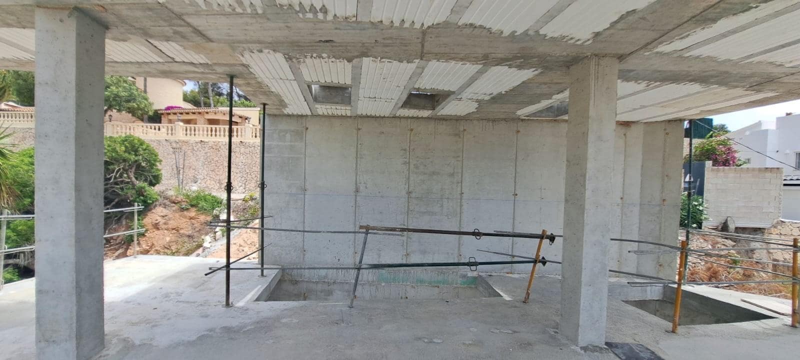 4 bedroom Villa for sale in Benissa with pool - € 2,524,000 (Ref: 9133209)