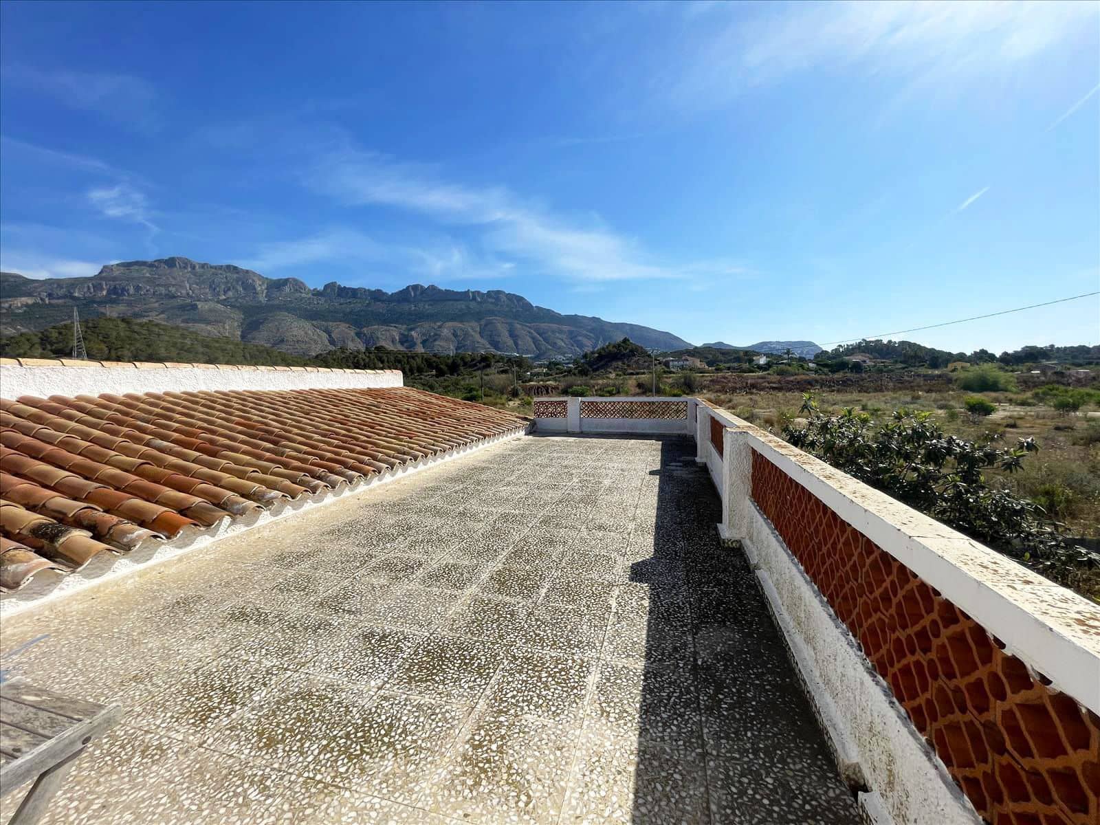 5 bedroom Villa for sale in Altea - € 2,200,000 (Ref: 9133227)