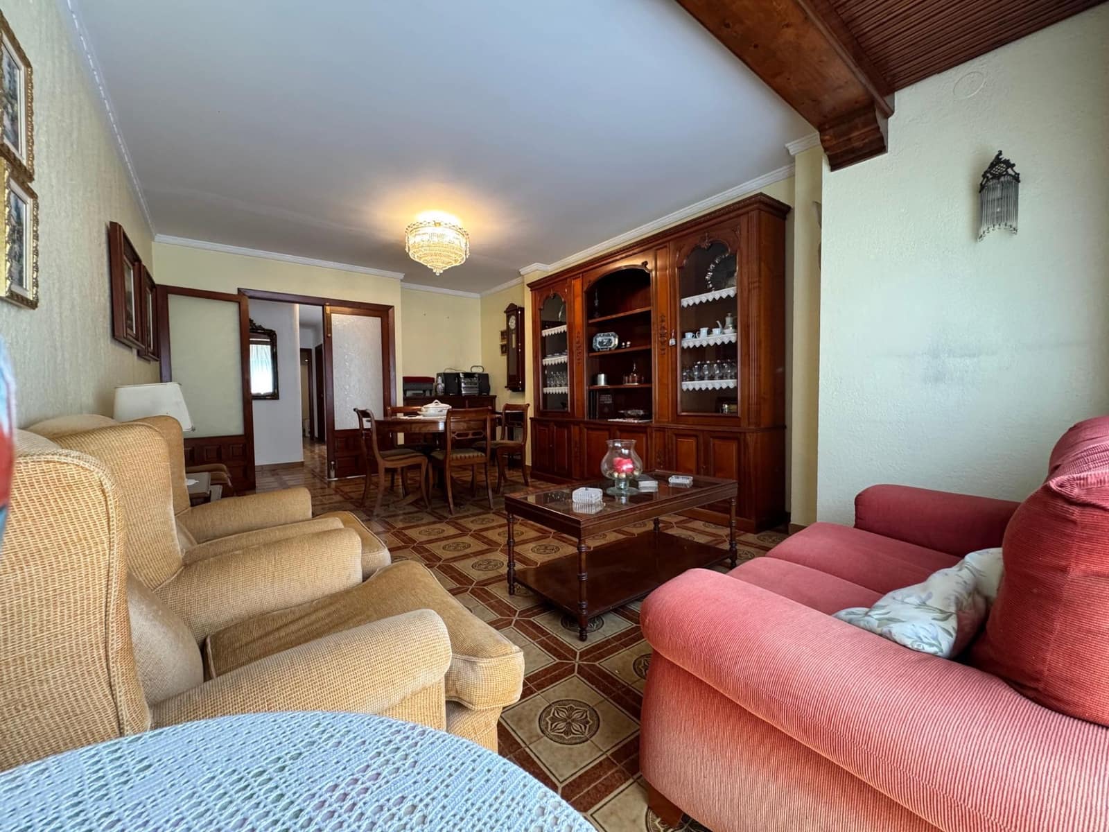 6 soveværelse Byhus til salg i Teulada - € 319.000 (Ref: 9134735)