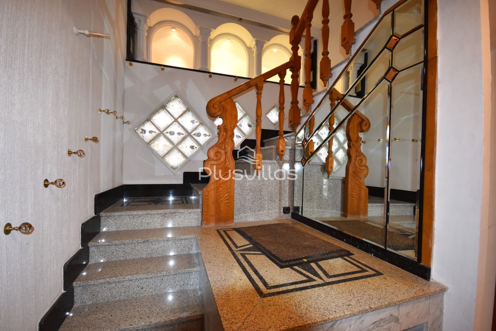 4 Zimmer Apartment zu verkaufen in Calpe / Calp mit Pool - 1.200.000 € (Ref: 9181316)