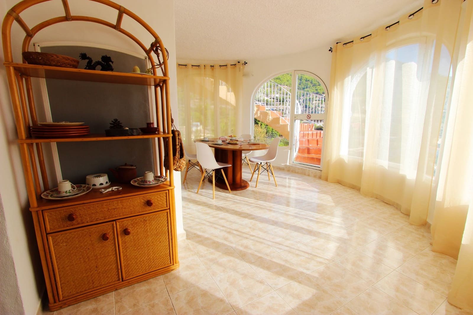 3 makuuhuone Huvila myytävänä paikassa Calpe / Calp mukana uima-altaan - 460 000 € (Ref: 9183942)