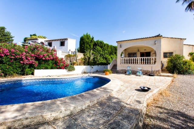 2 bedroom Villa for sale in Pueblo, Calpe / Calp with pool - € 350,000 (Ref: 9183947)