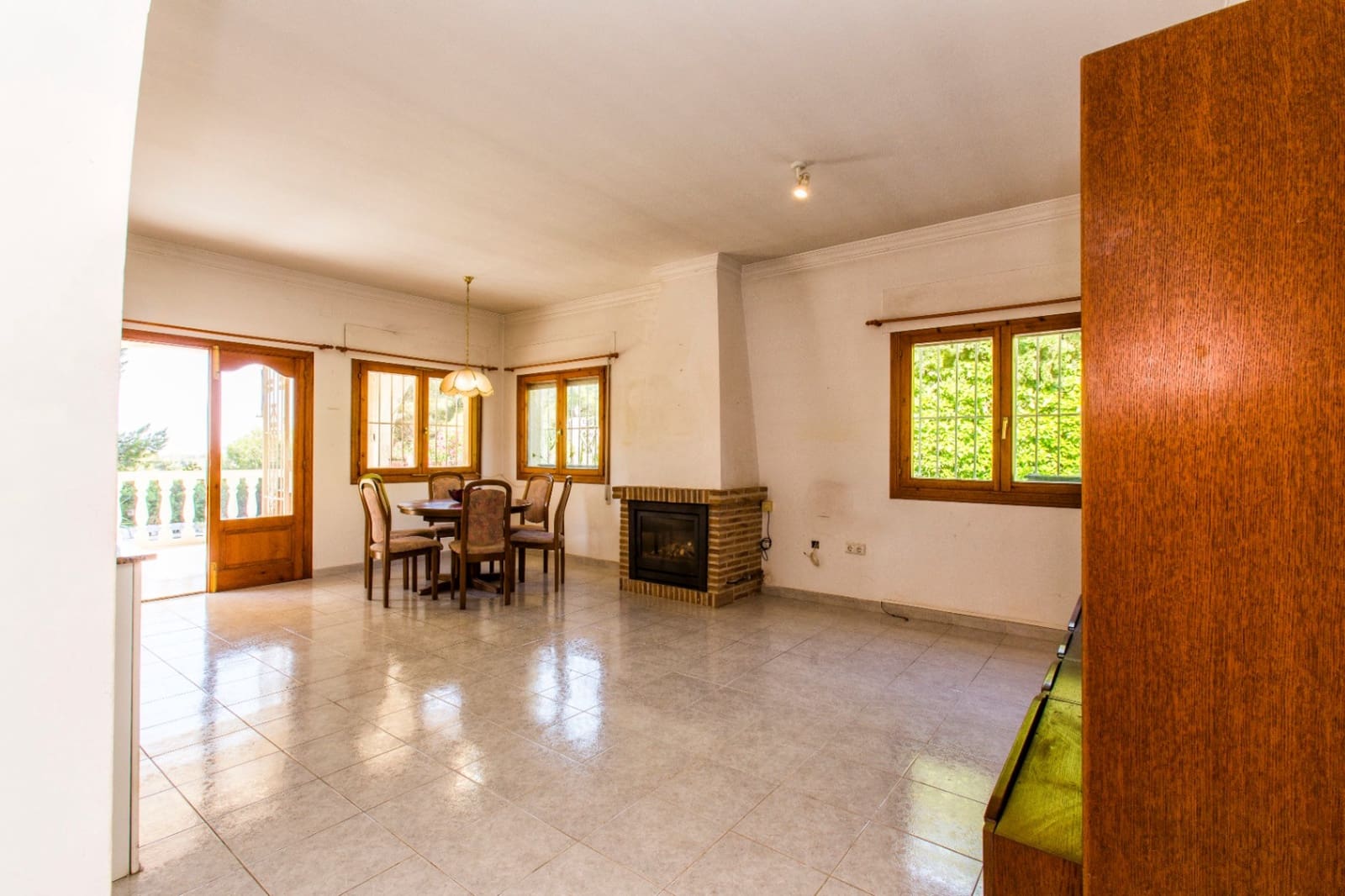 2 Zimmer Villa zu verkaufen in Calpe / Calp mit Pool - 350.000 € (Ref: 9183947)