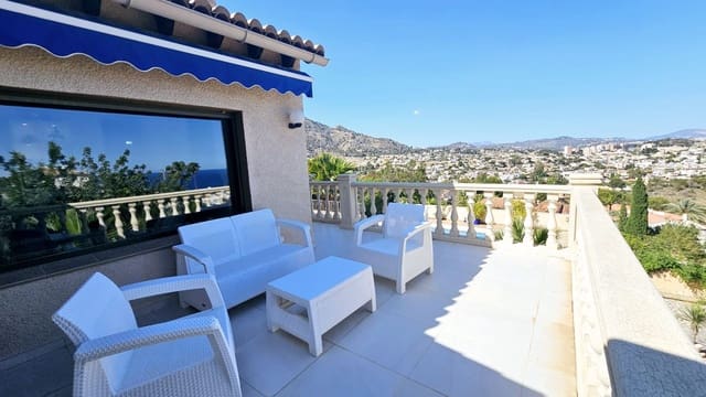 4 sovrum Villa till salu i Maryvilla, Calpe / Calp med pool - 730 000 € (Ref: 9202764)