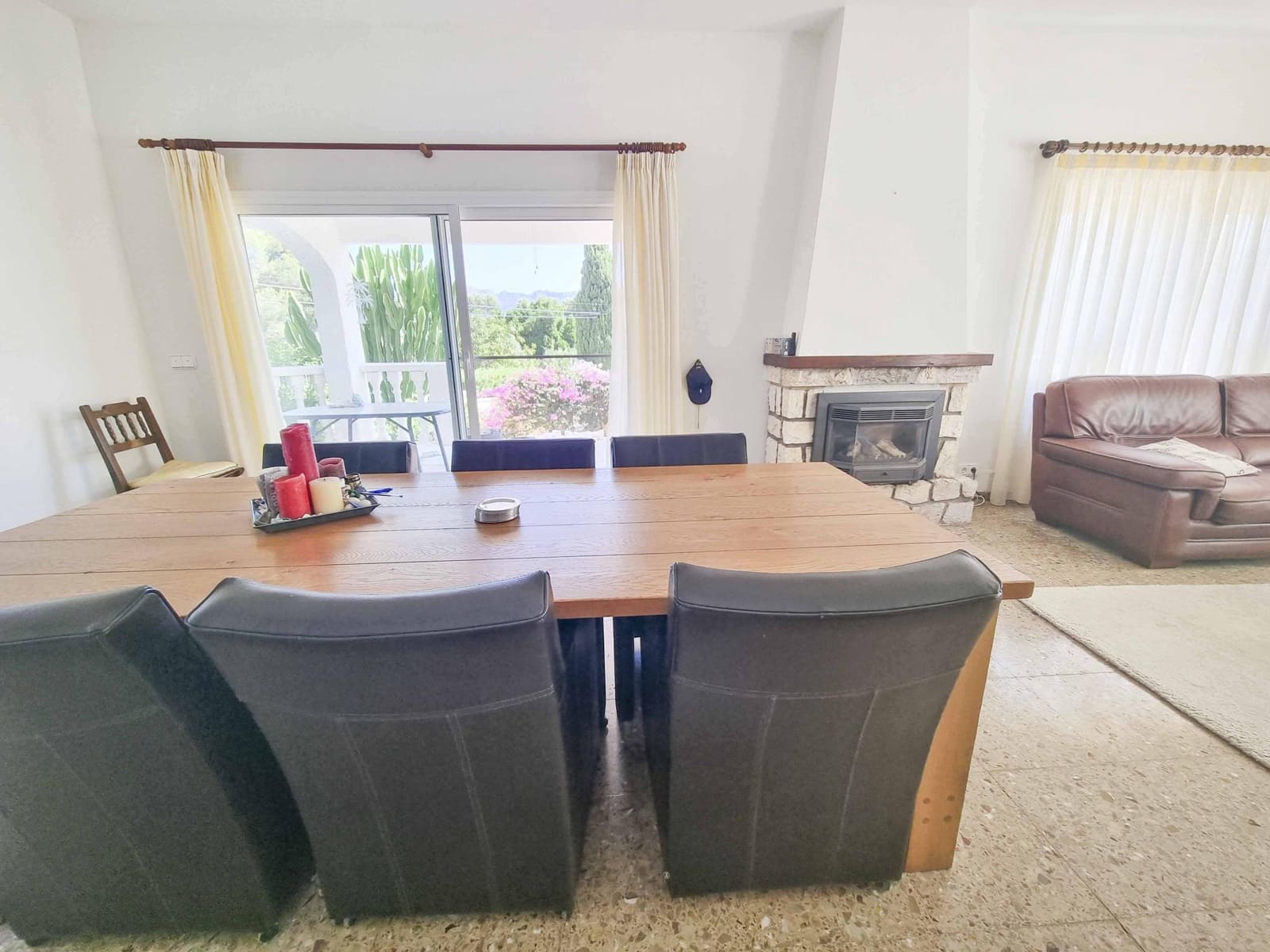 3 bedroom Villa for sale in Alfaz del Pi / L'Alfas del Pi with pool - € 650,000 (Ref: 9202771)