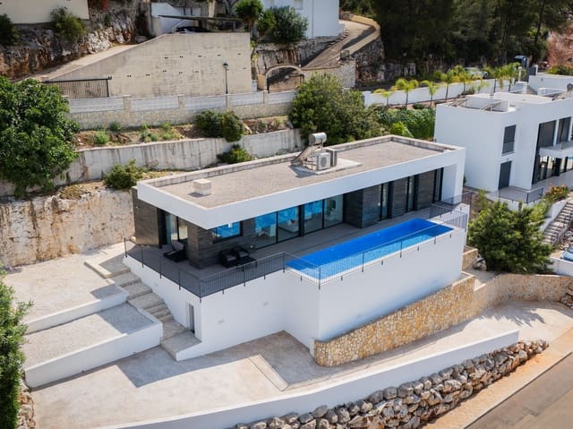 3 Zimmer Villa zu verkaufen in Pedreguer mit Pool - 695.000 € (Ref: 9204909)