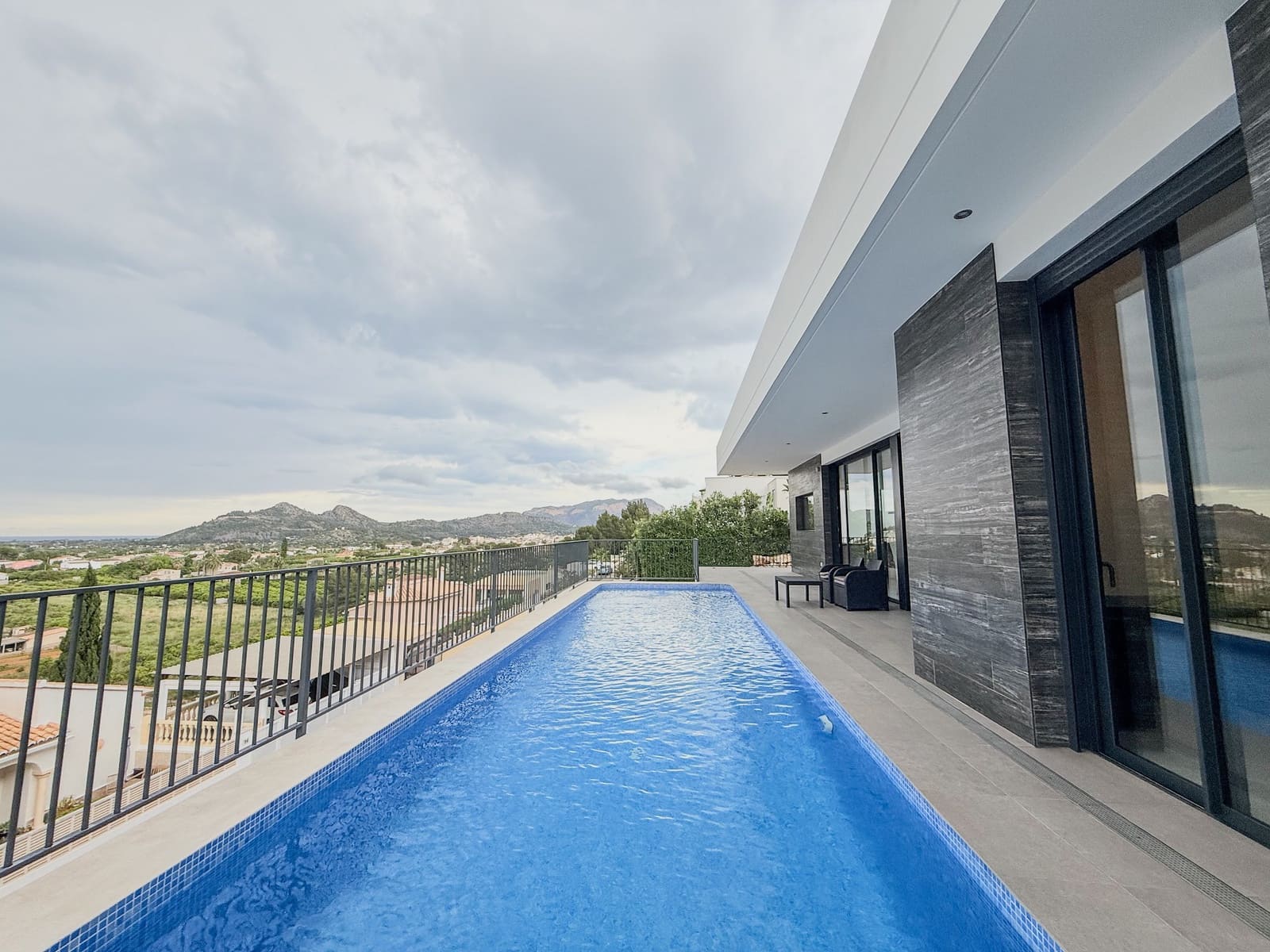 3 soveværelse Villa til salg i Pedreguer med swimmingpool - € 695.000 (Ref: 9204909)