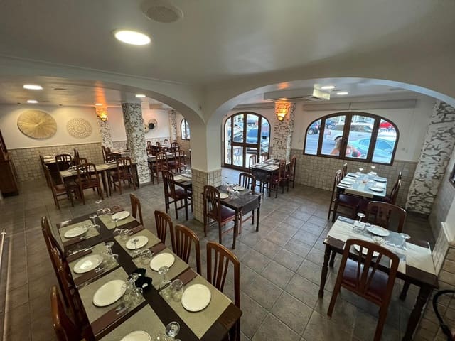 Commerciale in vendita in Centro ciudad, Javea / Xàbia - 430.000 € (Rif: 9240492)