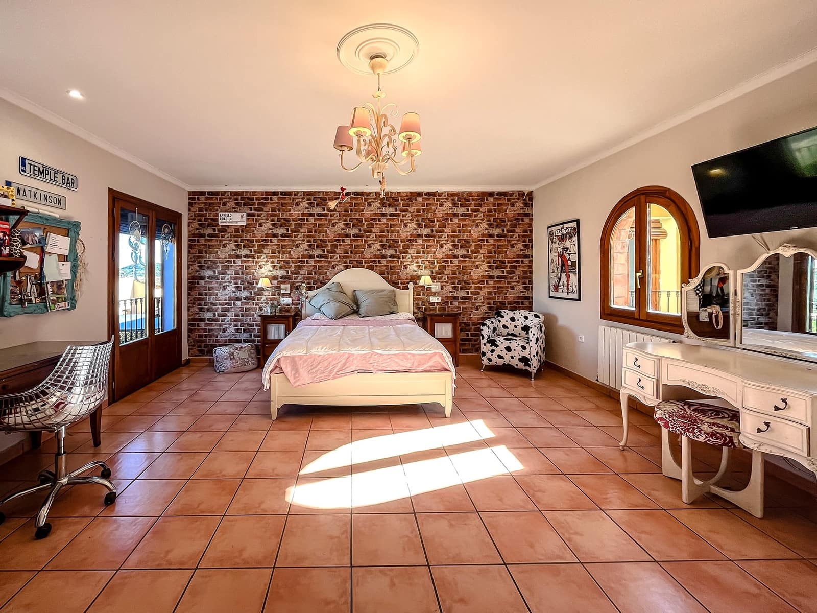 12 sypialnia Willa na sprzedaż w Jalon / Xalo z basenem - 1 115 000 € (Ref: 9240501)