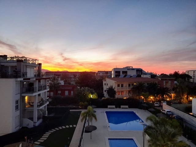 3 Zimmer Apartment zu verkaufen in Centro Urbano, Dénia mit Pool - 485.000 € (Ref: 9240503)