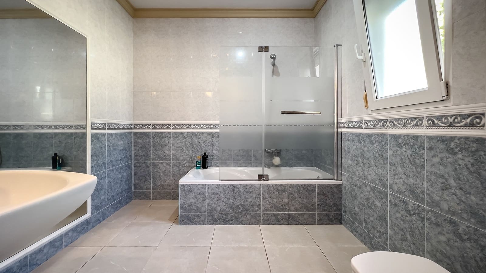 4 soveværelse Villa til salg i Javea / Xabia med swimmingpool - € 835.000 (Ref: 9240504)