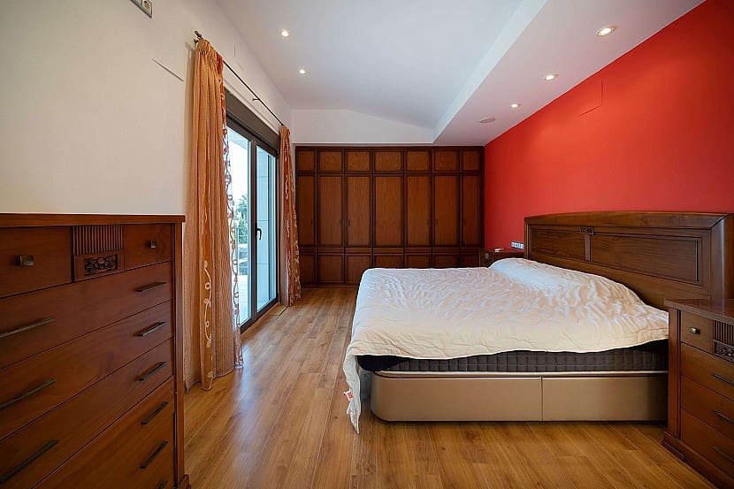 4 Zimmer Villa zu verkaufen in Denia mit Pool - 650.000 € (Ref: 9243491)